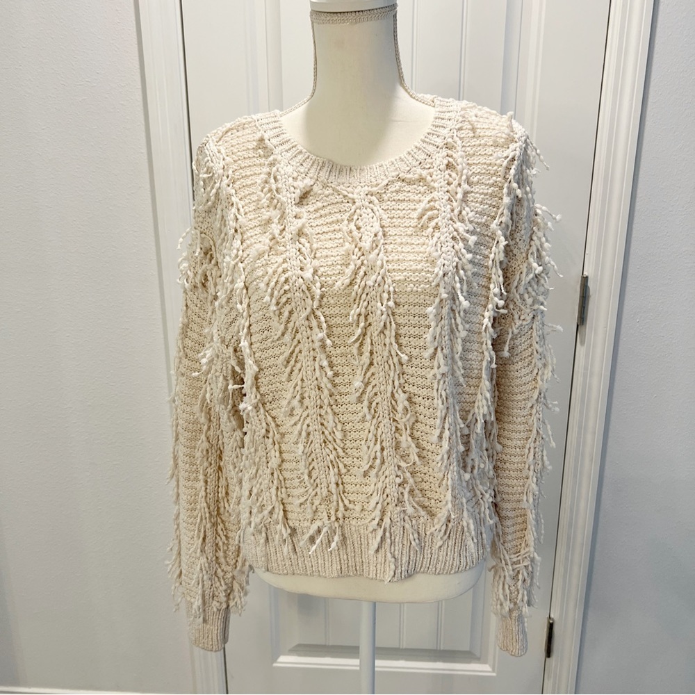 Gimmick Fringe Women's Sweater Size Medium Cream Long Sleeve